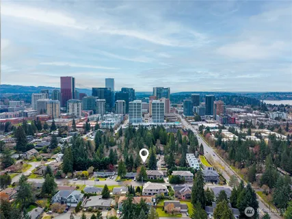 $575,000 | 1336 Bellevue Way Northeast, Unit 4, Bellevue, WA 98004
