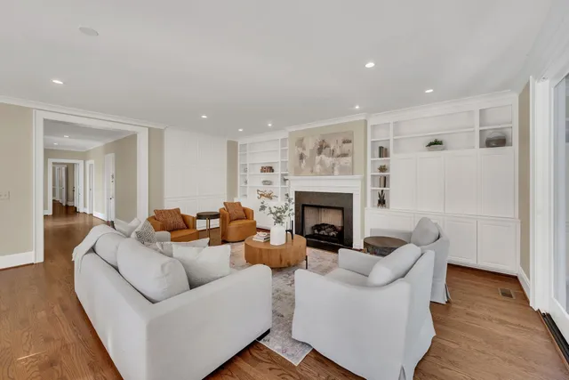 $12,000 | 121 Blackburn Avenue, Nashville, TN 37205