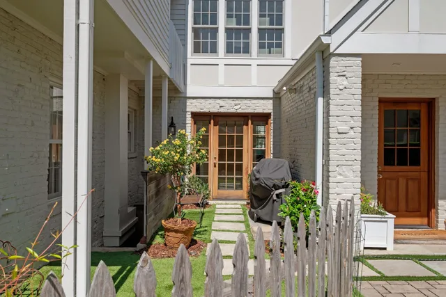 $12,000 | 121 Blackburn Avenue, Nashville, TN 37205