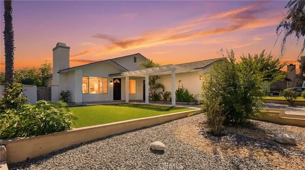 $745,000 | 1138 Creekside Lane, Corona, CA 92878