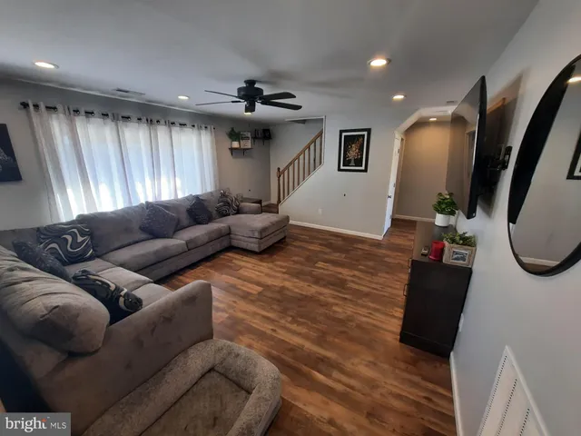 $415,000 | 334 Crabtree Drive, Levittown, PA 19055