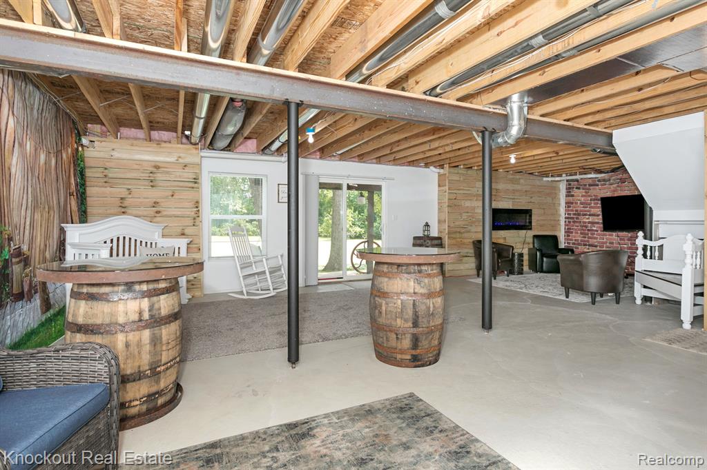 2250 Briar Ridge Wolverine Lake, MI 48390 - Photo 28 of 44