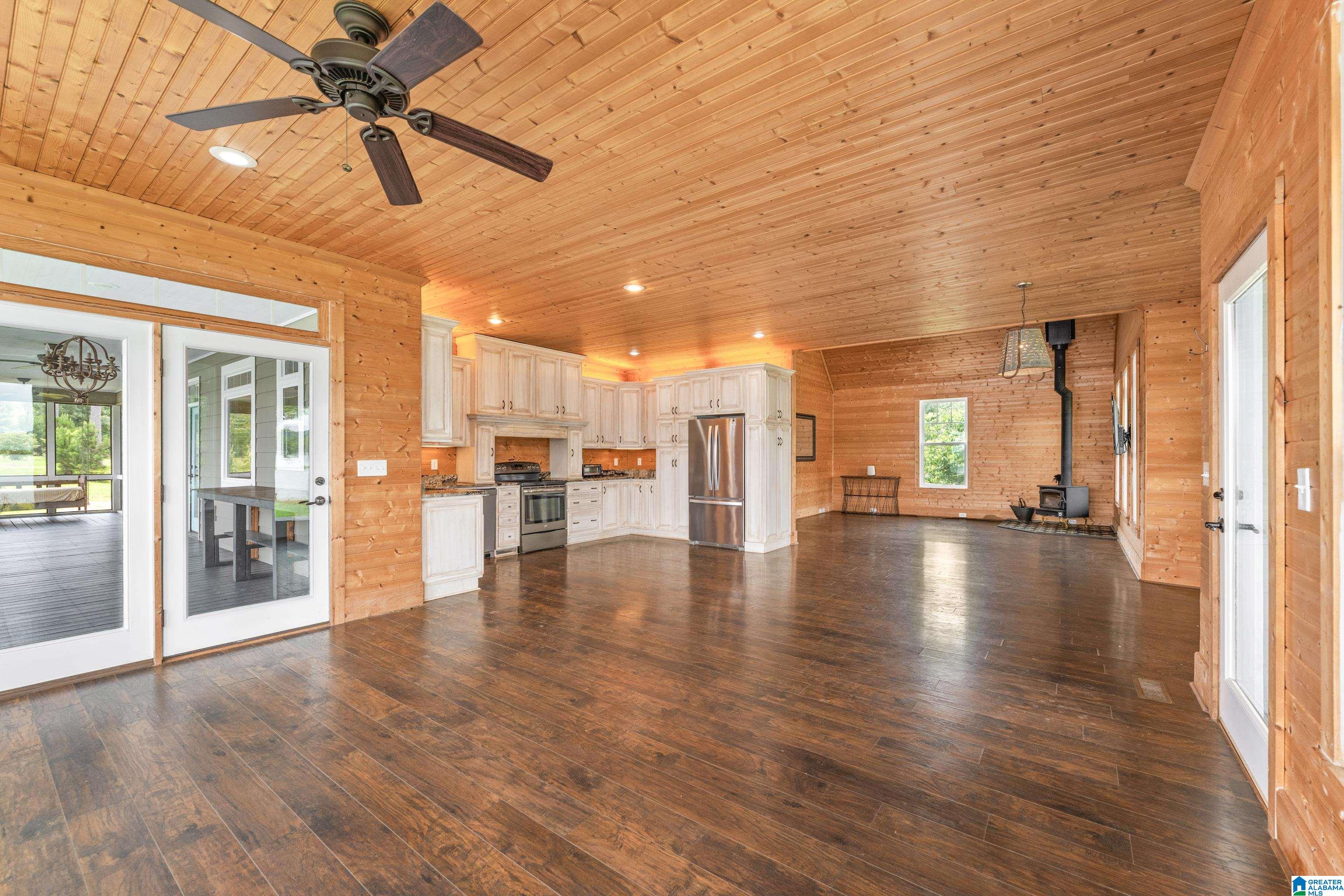 168 Layke Pointe Clanton, AL 35046 - Photo 14 of 64