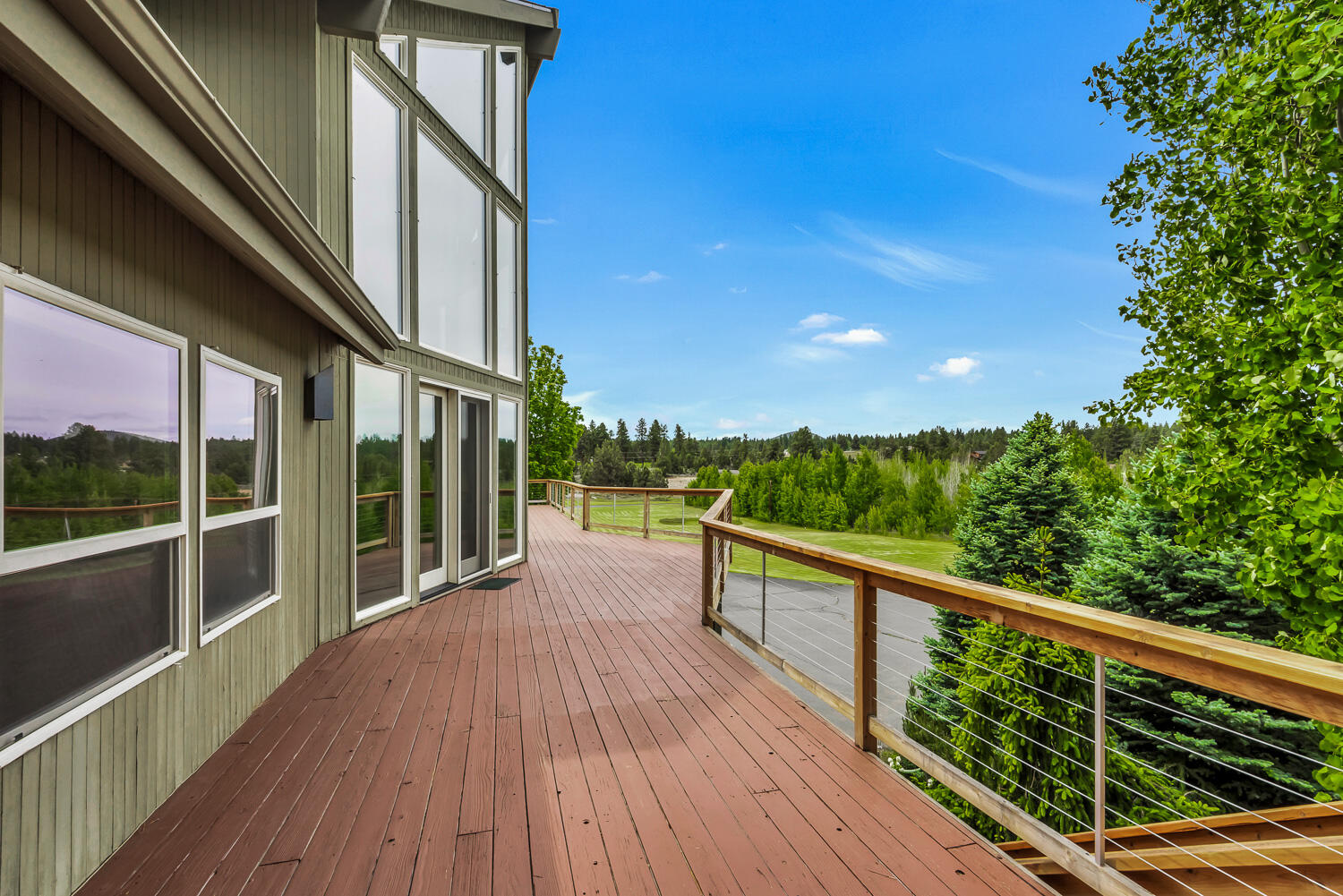 60470 Arnold Market Road Bend, OR 97702 - Photo 47 of 53 front deck
