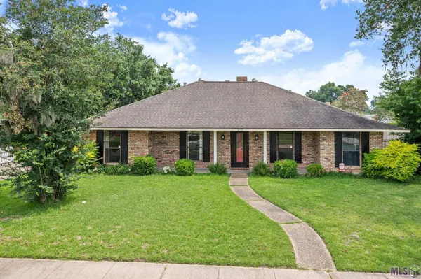 $2,050 | 12515 Parktrail Avenue, Baton Rouge, LA 70816