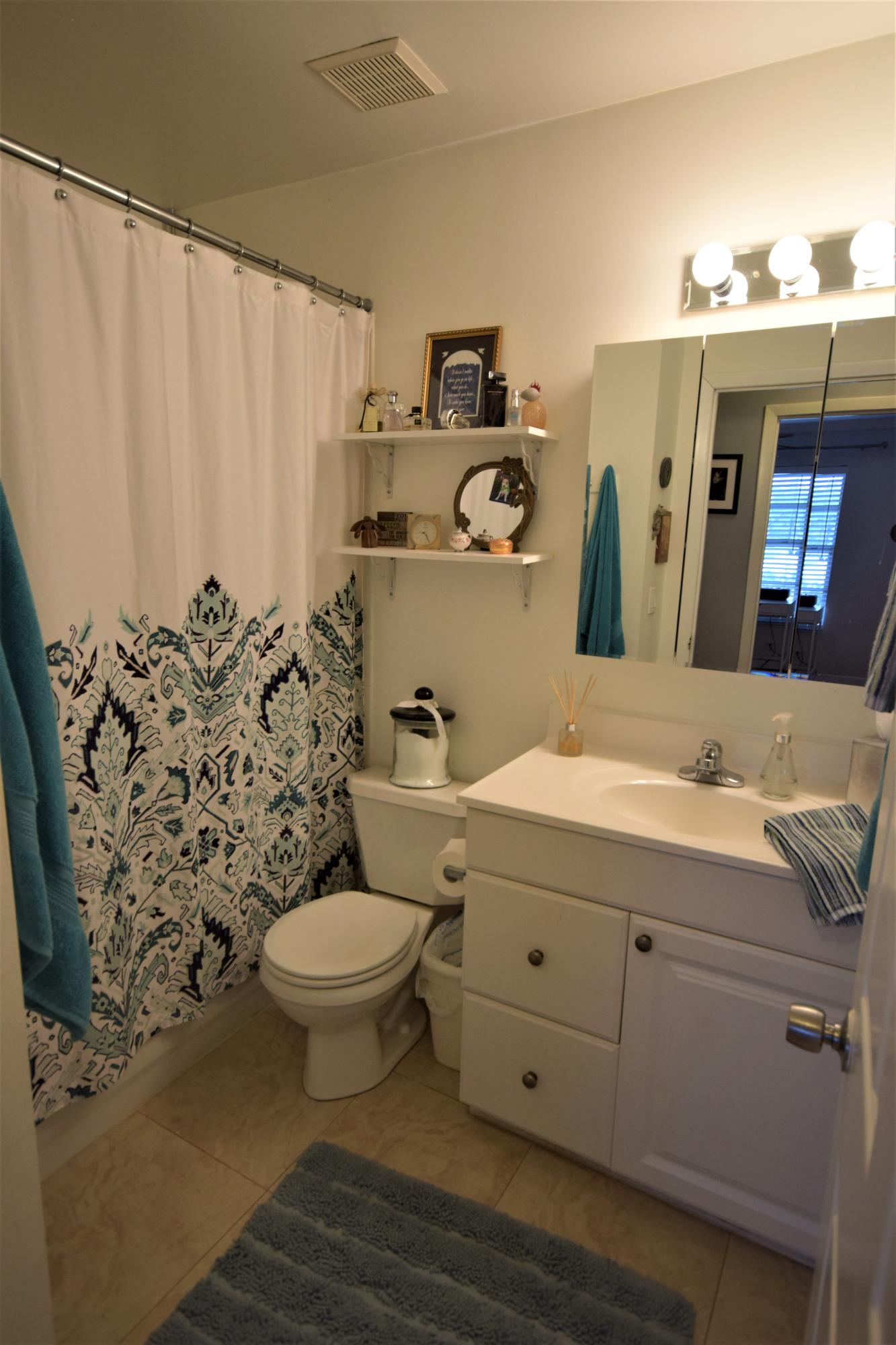 2002 Northridge Road Delray Beach, FL 33444 - Photo 10 of 24 DSC_6348