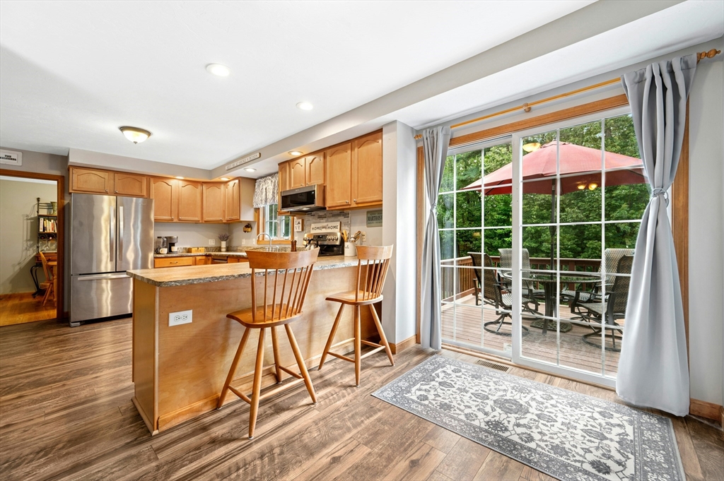 92 Haggerty Road Charlton, MA 01507 - Photo 14 of 42