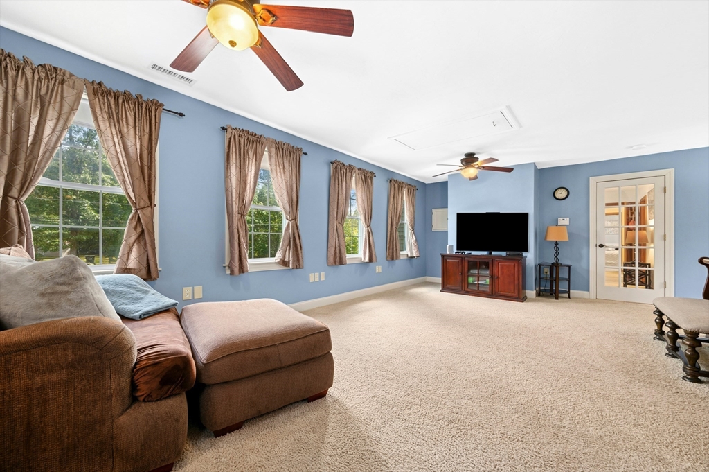 92 Haggerty Road Charlton, MA 01507 - Photo 22 of 42