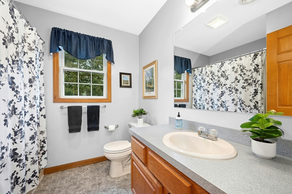 92 Haggerty Road Charlton, MA 01507 - Photo 32 of 42