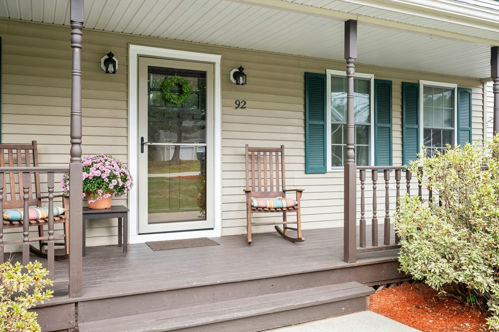 92 Haggerty Road Charlton, MA 01507 - Photo 4 of 42