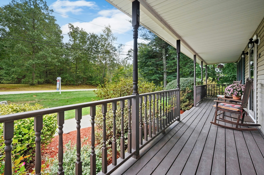 92 Haggerty Road Charlton, MA 01507 - Photo 5 of 42