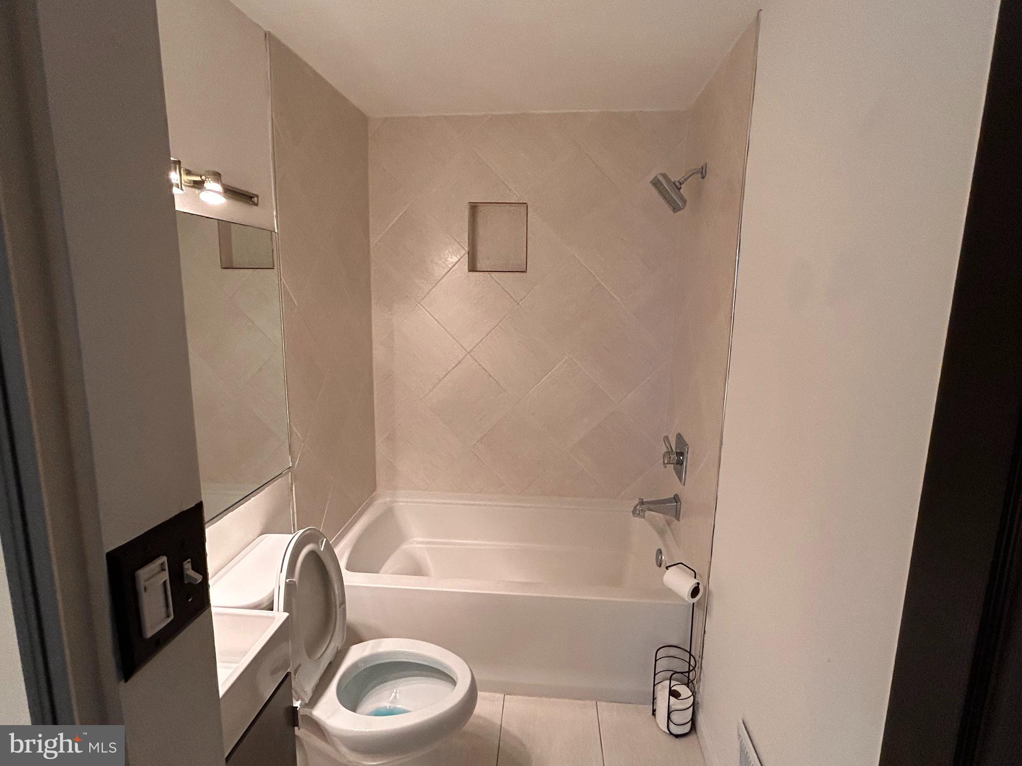 3805 Ridgecroft Road Baltimore, MD 21206 - Photo 14 of 30 Gallery Image 14