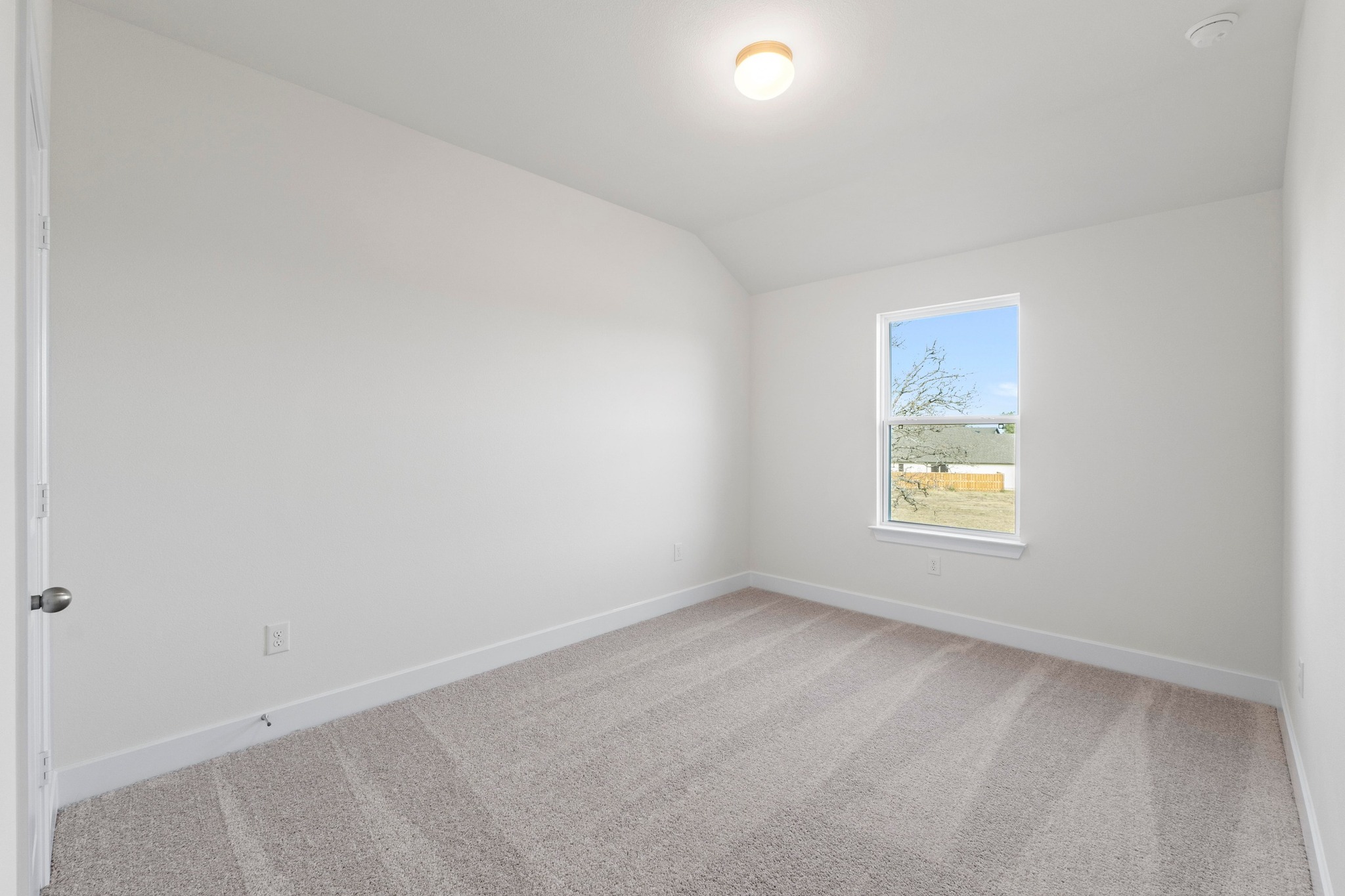 604 Lightstone Drive Georgetown, TX 78633 - Photo 24 of 39 an empty room with a window