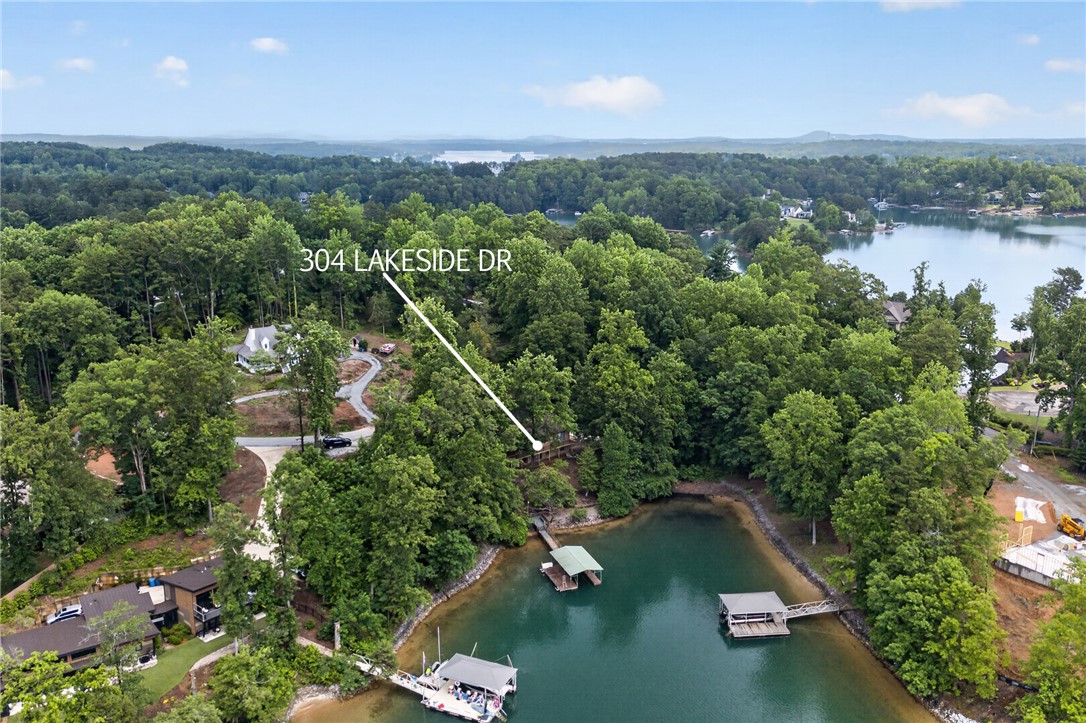 304 Lakeside Drive Seneca, SC 29672 - Photo 2 of 50