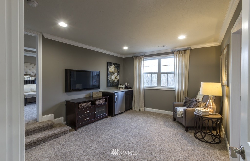 5708 197th Place Southeast, Unit 3 Bothell, WA 98012 - Photo 8 of 11 Gallery Image 8
