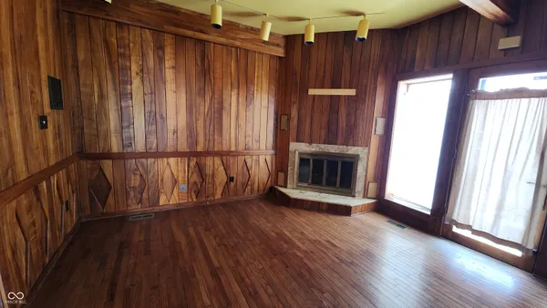 $425,000 | 1677 Forest Road, Crawfordsville, IN 47933