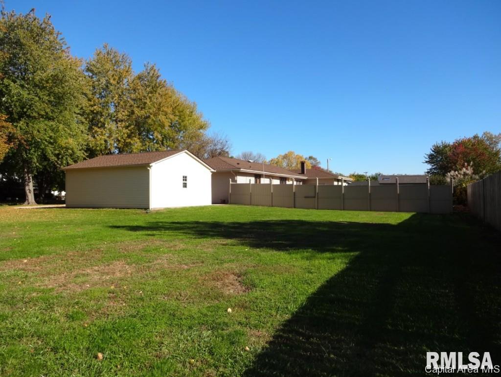 3600 Timothy Road Springfield, IL 62711 - Photo 5 of 30