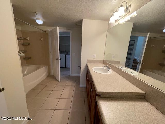 8550 Touchton Road, Unit 1436 Jacksonville, FL 32216 - Photo 21 of 37 a bathroom with a sink a mirror and a bathtub