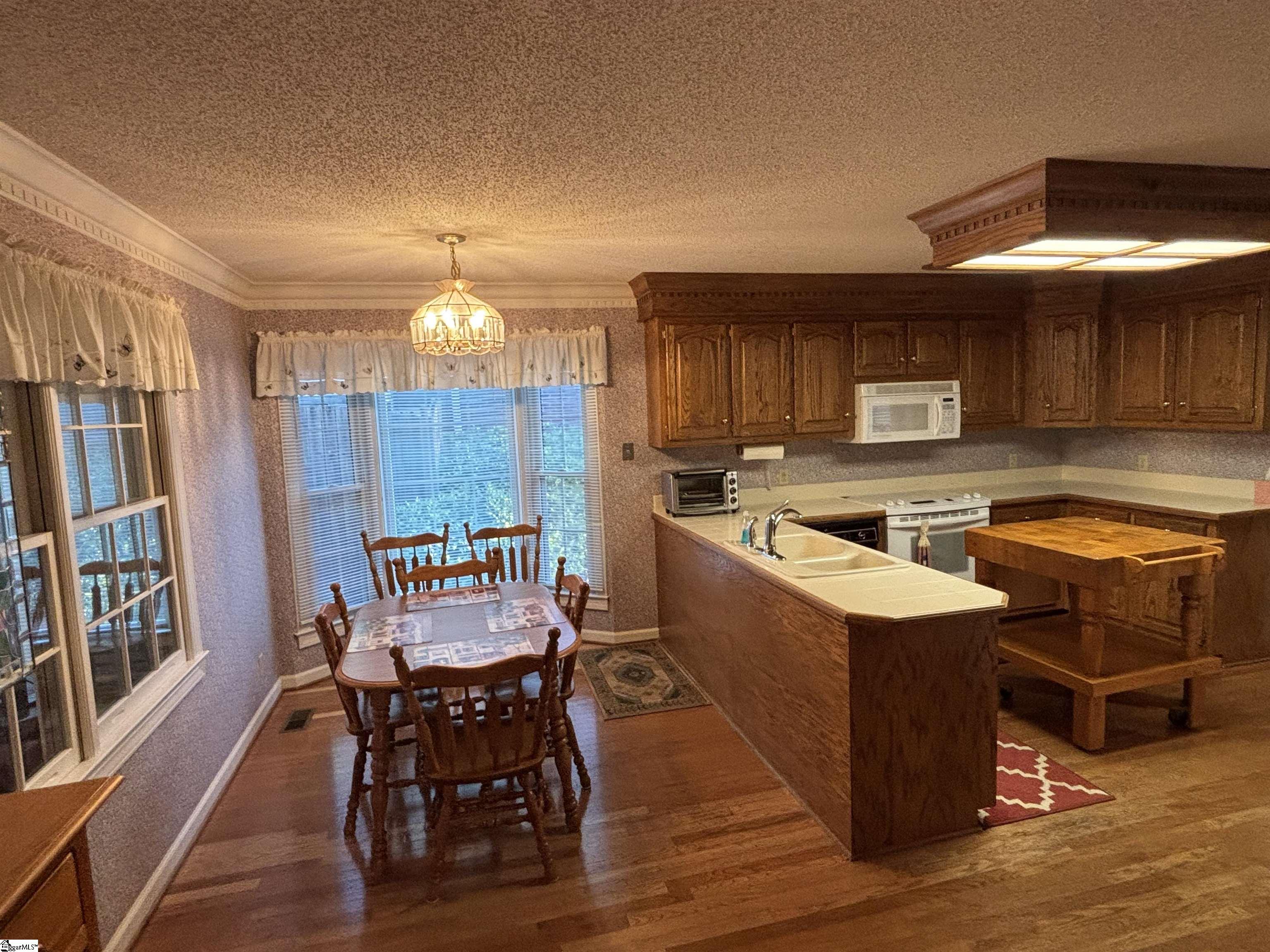 103 Chetsworth Lane Greenville, SC 29607 - Photo 11 of 44