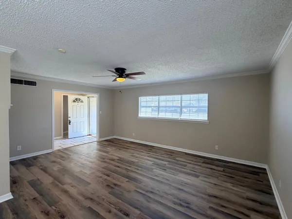 $1,700 | 4310 42nd Street, Lubbock, TX 79413