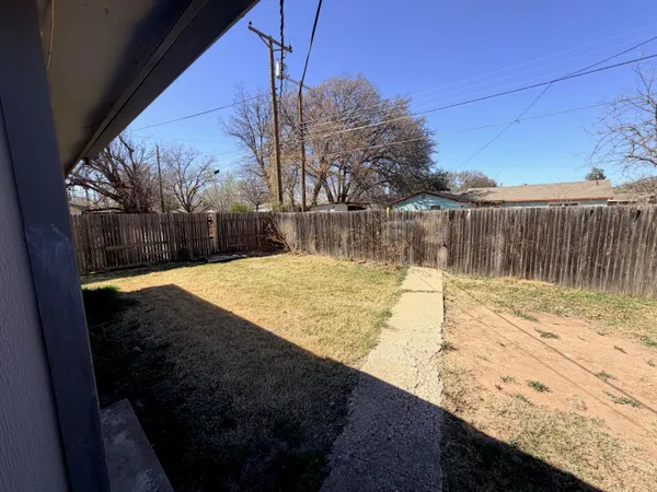 $1,700 | 4310 42nd Street, Lubbock, TX 79413