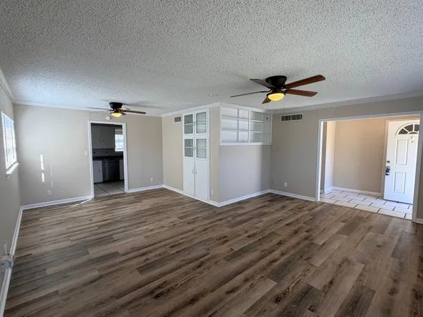 $1,700 | 4310 42nd Street, Lubbock, TX 79413