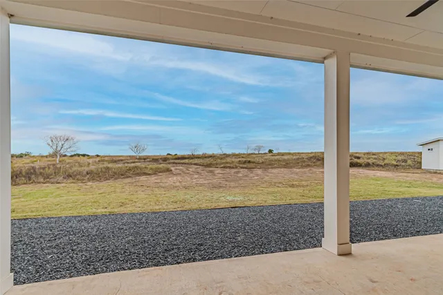 $2,850 | 7789 Gosler Road, Sealy, TX 77474