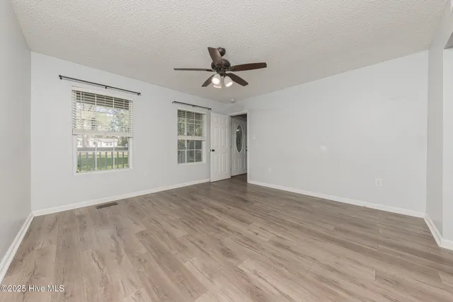 $245,000 | 353 Potters Hill Road, Richlands, NC 28574