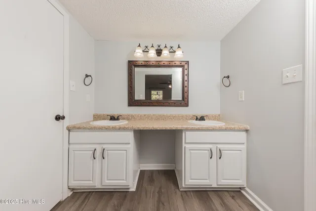 $245,000 | 353 Potters Hill Road, Richlands, NC 28574