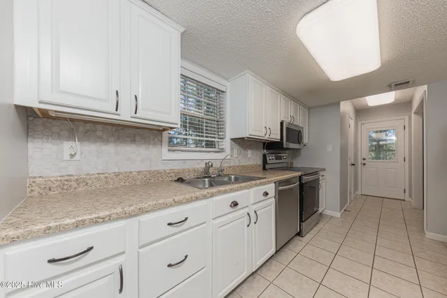 $245,000 | 353 Potters Hill Road, Richlands, NC 28574