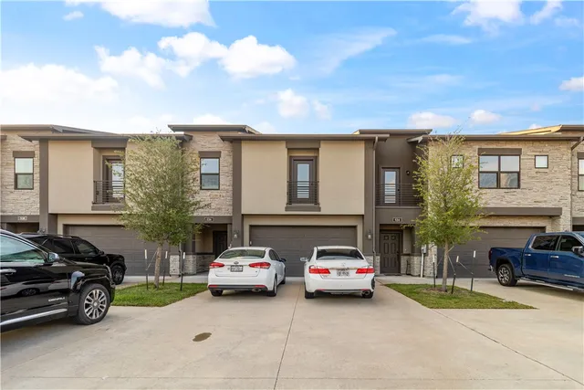 $399,900 | 536 Momma Bear Drive, College Station, TX 77845