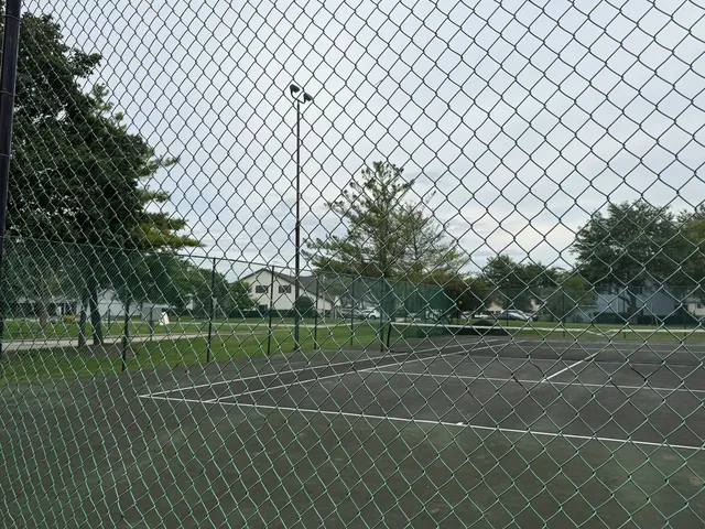 a view of a tennis court