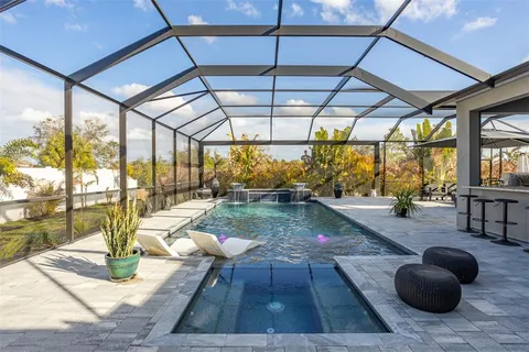 $965,000 | Undisclosed Address, Ruskin, FL 33570