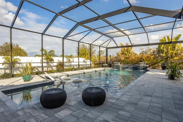 $965,000 | Undisclosed Address, Ruskin, FL 33570