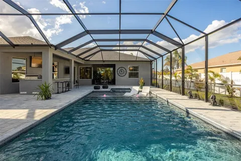 $965,000 | Undisclosed Address, Ruskin, FL 33570