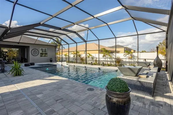 $965,000 | Undisclosed Address, Ruskin, FL 33570