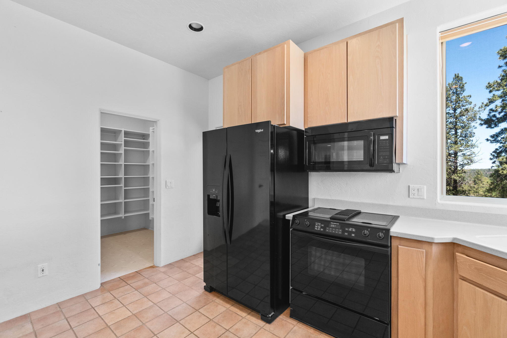 17625 Mountain View Road Sisters, OR 97759 - Photo 12 of 52 50-web-or-mls-DSC04585