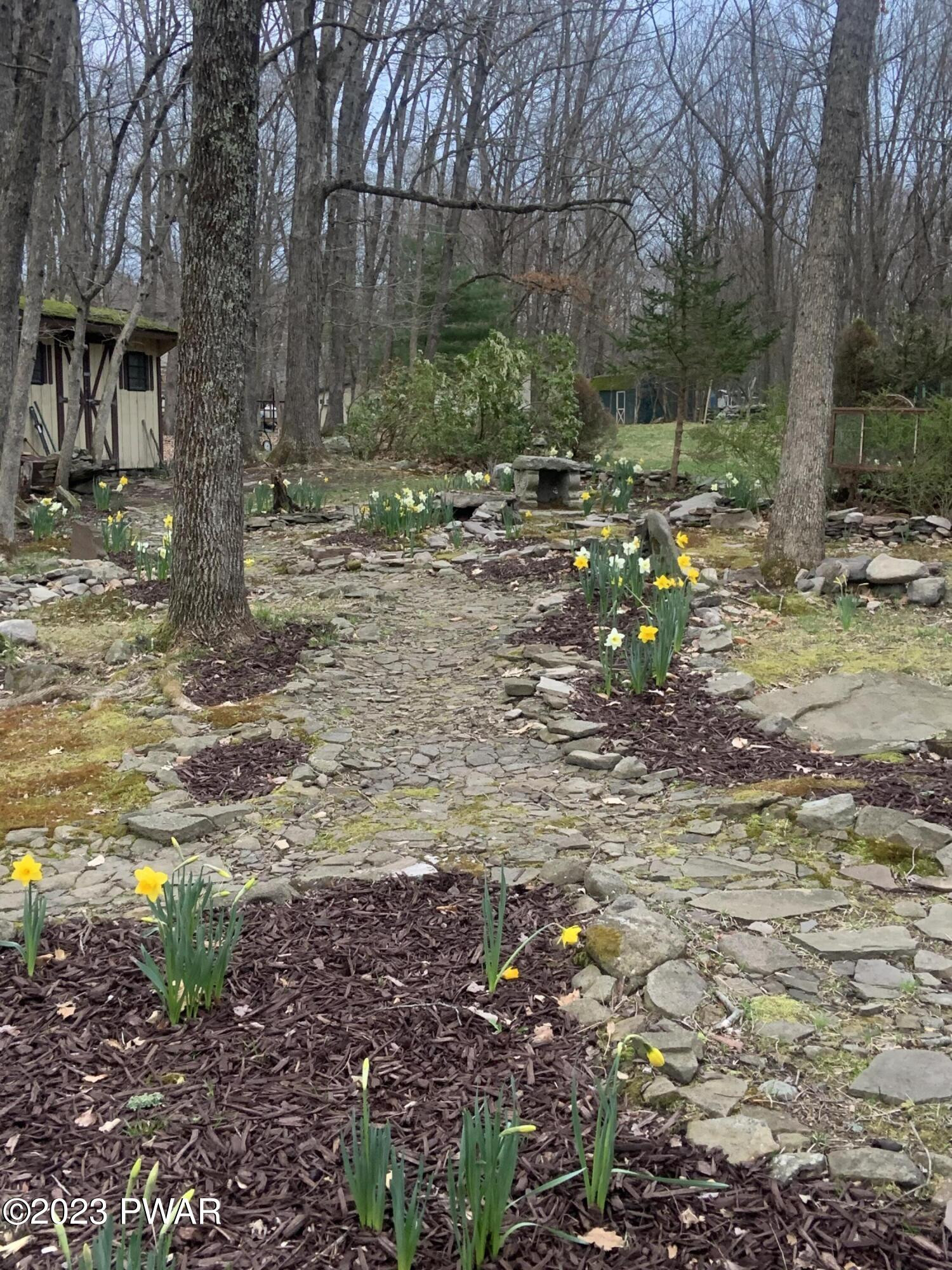 32 Kensington Road Hawley, PA 18428 - Photo 27 of 32 Landscape