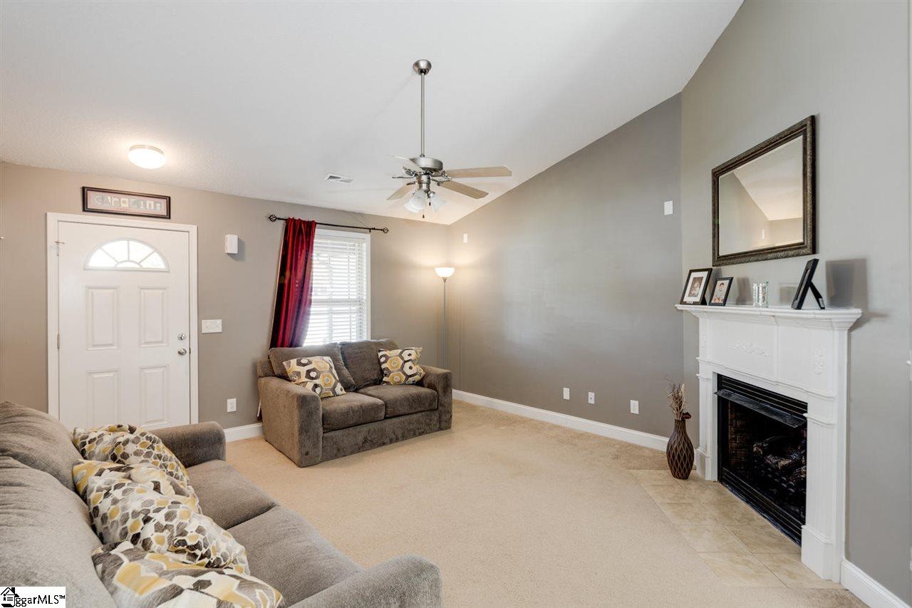 47 Tigris Way Greenville, SC 29607 - Photo 4 of 22 Gallery Image 4