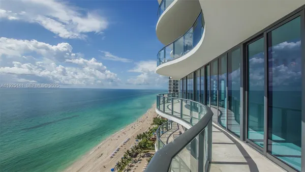 $55,000 | 19575 Collins Avenue, Unit 19, Sunny Isles Beach, FL 33160