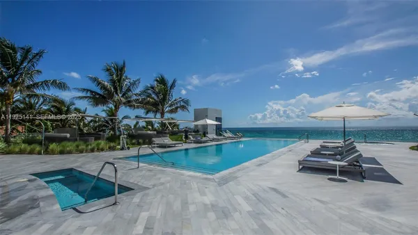 $55,000 | 19575 Collins Avenue, Unit 19, Sunny Isles Beach, FL 33160