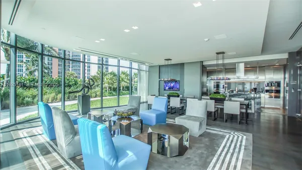 $55,000 | 19575 Collins Avenue, Unit 19, Sunny Isles Beach, FL 33160