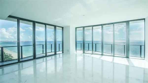 $55,000 | 19575 Collins Avenue, Unit 19, Sunny Isles Beach, FL 33160
