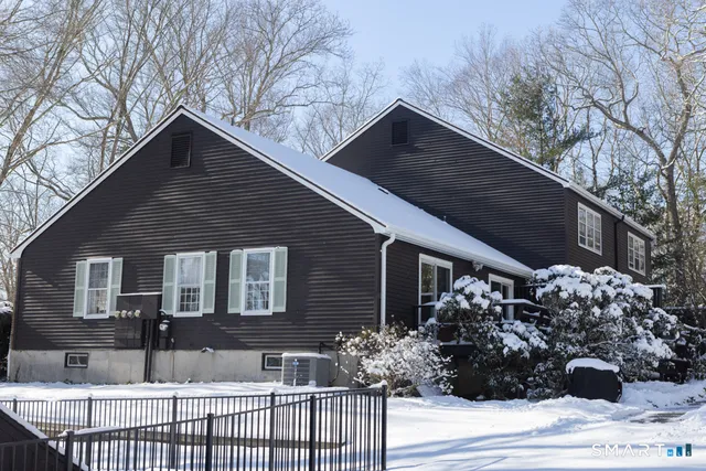 $409,900 | 65 Main Street, Unit 21, Essex, CT 06442