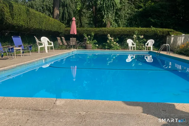 $409,900 | 65 Main Street, Unit 21, Essex, CT 06442