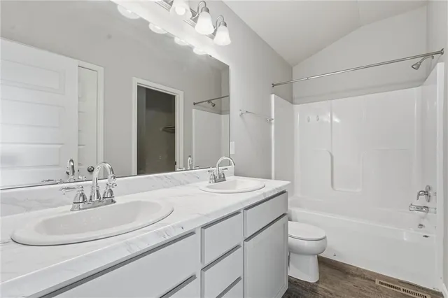 $349,900 | 21291 West 219th Street, Spring Hill, KS 66083