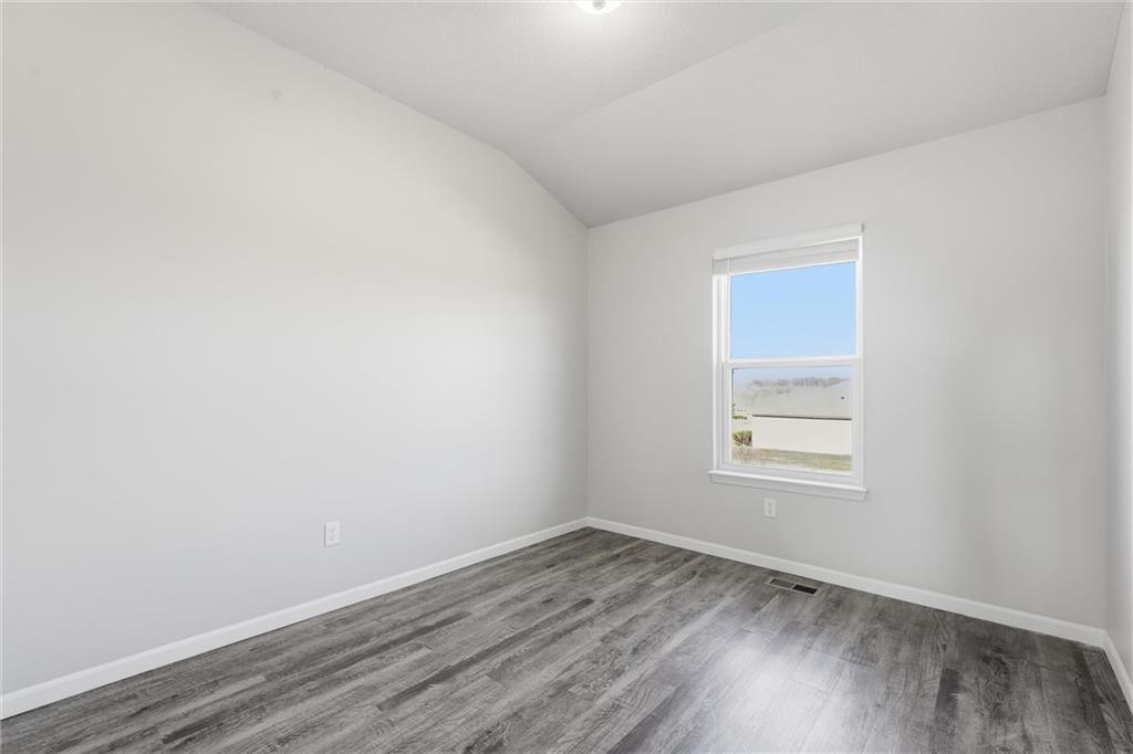 21291 West 219th Street Spring Hill, KS 66083 - Photo 16 of 29