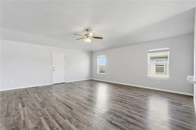 $349,900 | 21291 West 219th Street, Spring Hill, KS 66083