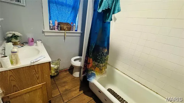 $295,000 | 3823 Potomac Street, St. Louis, MO 63116