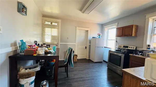 $295,000 | 3823 Potomac Street, St. Louis, MO 63116